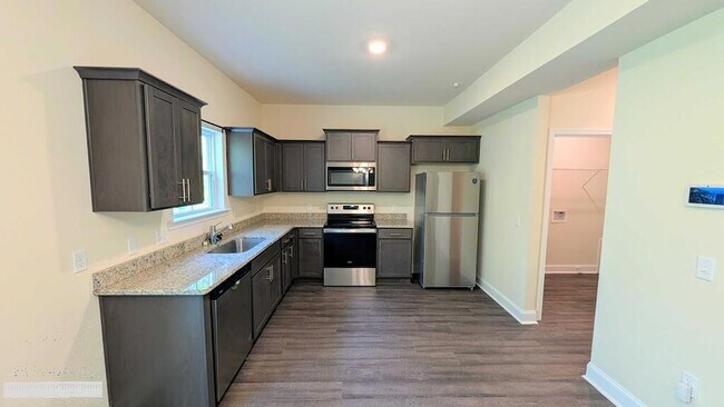 Photo - 708 Mill Creek Cir