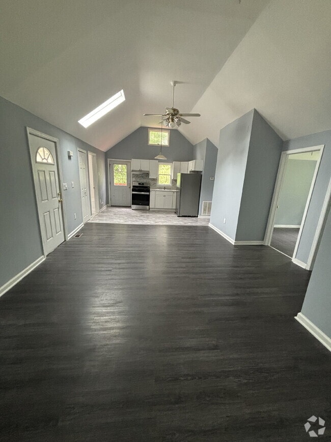Building Photo - 887 Edwards Rd Unit B Rental