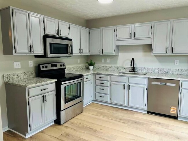 Photo - 3876 Meadow Creek Dr