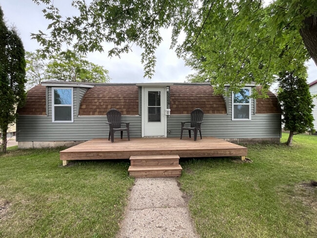 Photo - 1508 N State St House