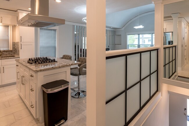 Photo - 1801 Rosenberg St