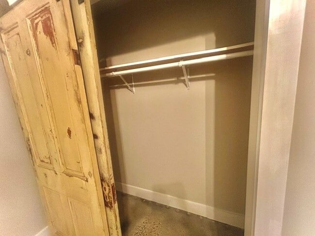 Photo - 3807 Mc Vay St SW Unidad 3807 Mcvay K