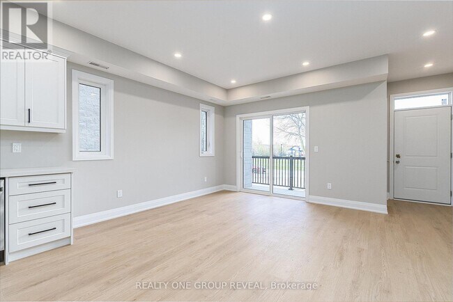 Photo - 223 Grenfell St Unit 1