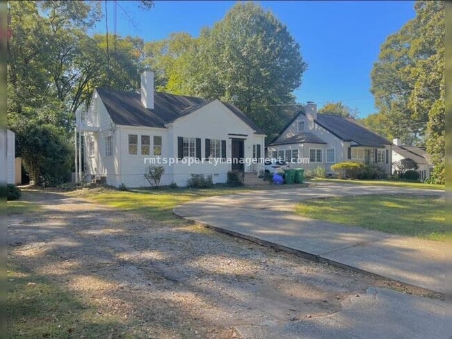 Photo - 1977 N Decatur Rd