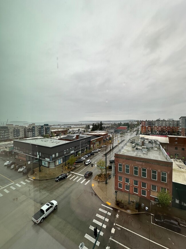 Aero Apartments