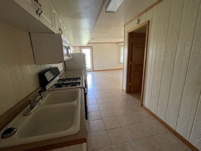 Photo - Elmdale Apartments