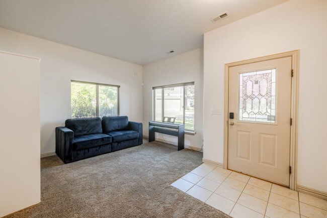 Photo - 210 Edgewood Cir Unidad SI ID1607878P