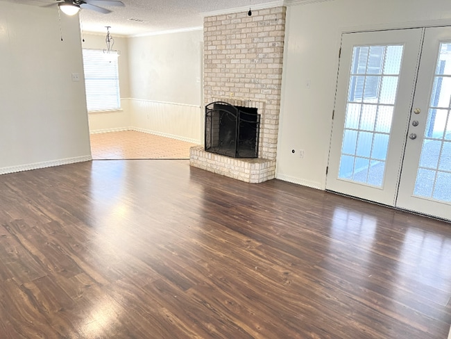 Photo - 5600 Lake Highlands Dr