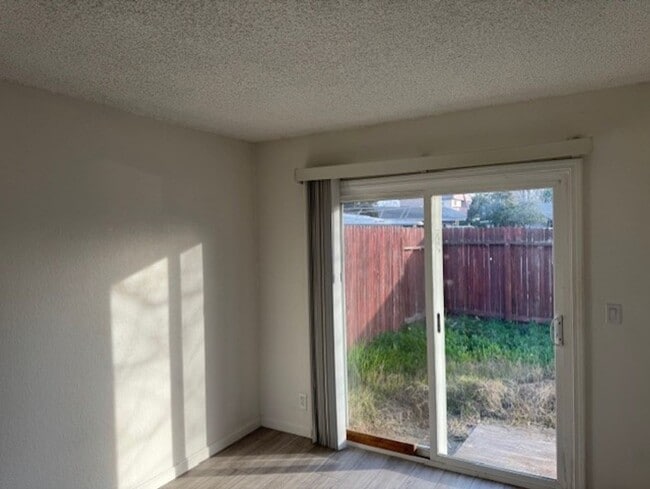 Photo - 5926-5928 Hilltop Drive Unit 5926