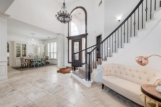 Photo - 911 Turnberry Ln