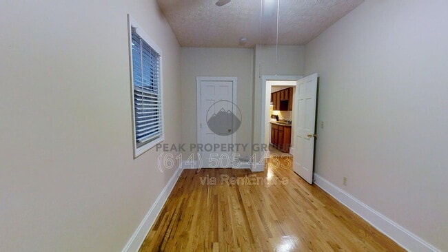 Building Photo - 45 1/2 Euclid Ave Unit C