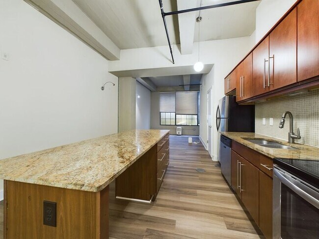 Photo - 815 Perry St Unidad #111