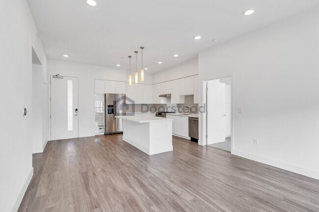 Photo - 3658 Capitol Ave Unit 300A