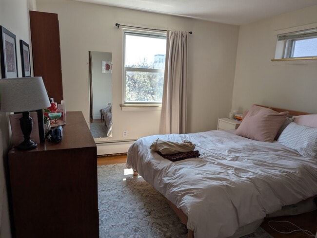 Photo - 8 Commonwealth Ct