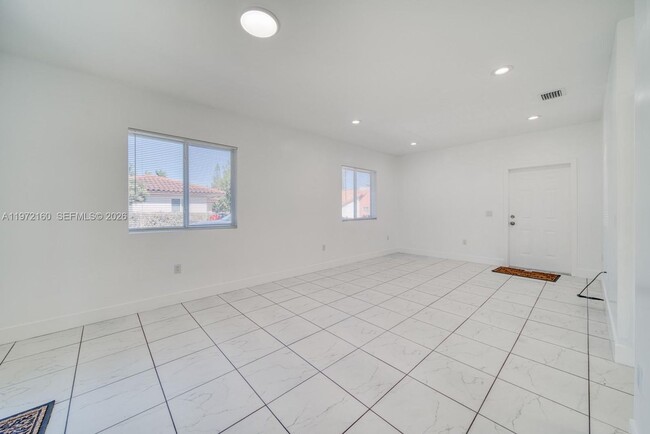 Photo - 14710 NE 7th Ct