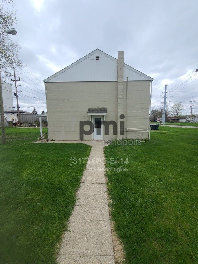 Building Photo - 1311 E 11th St Rental