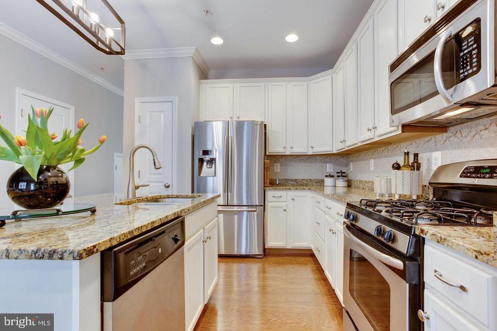 Photo - 19 Boucher Pl