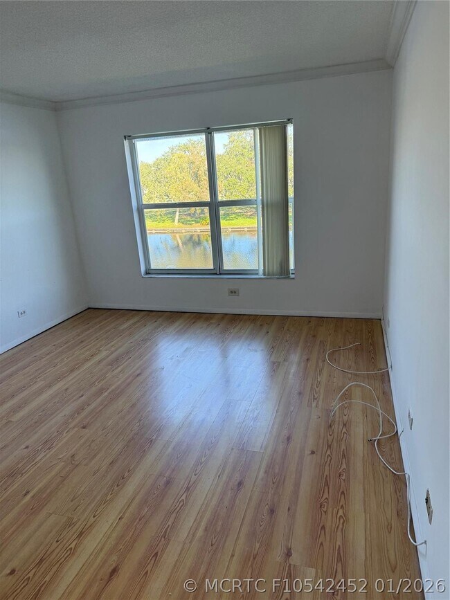 Photo - 3740 Inverrary Dr Unit 3D