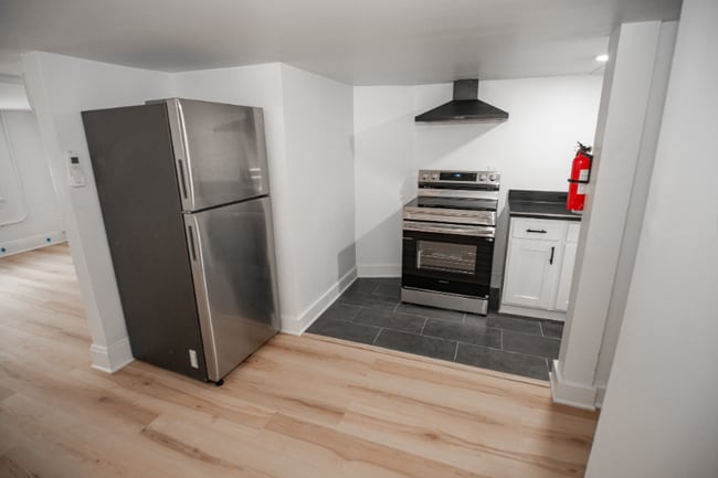 Photo - 1388 W 83rd St Unidad 112