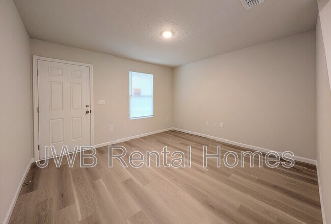 Photo - 857 W Palm Ave