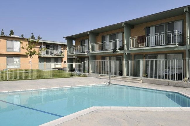 Photo - Mountain View