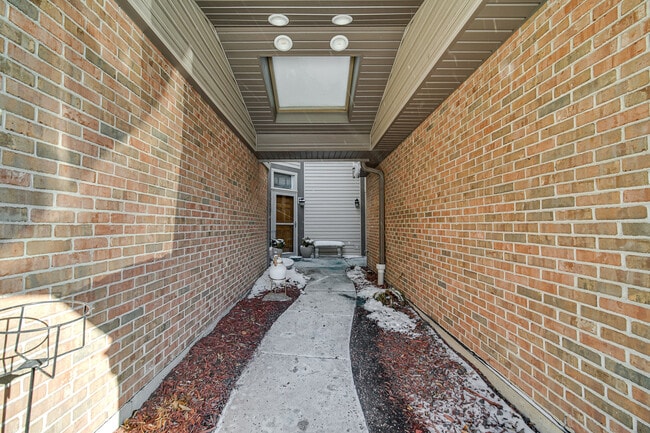 Photo - 1017 Arbor Ct