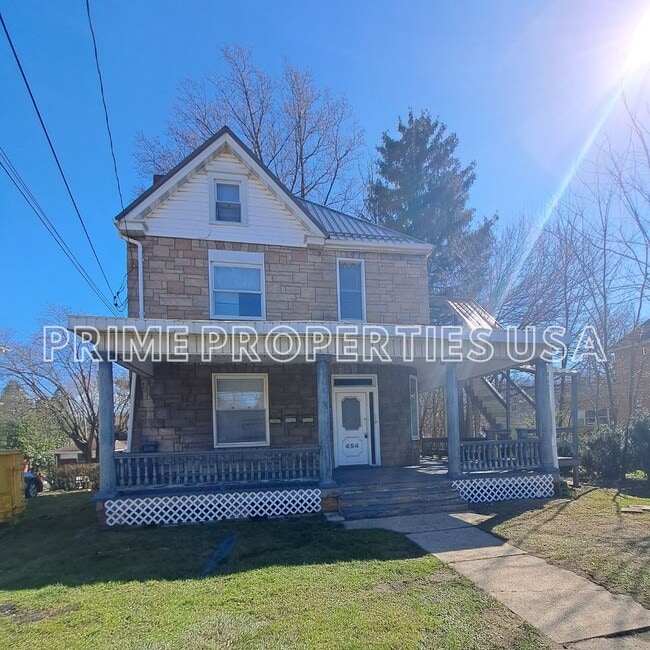 Building Photo - 454 Freeport St Unit C