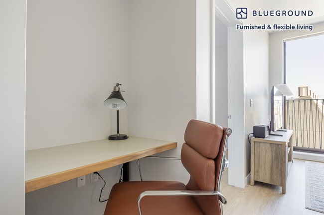 Photo - 200 Mesnager St Unidad SI FL3-ID1250