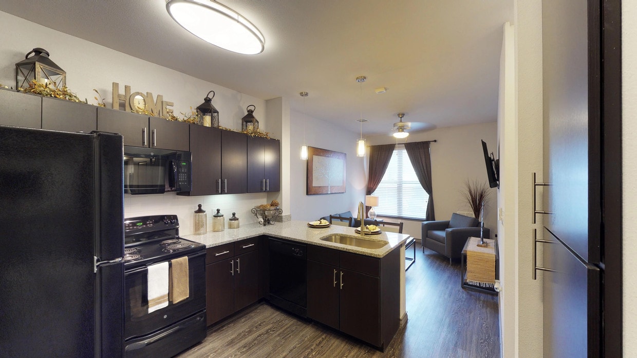 Photo - Cherry Street | Student Housing Apartments