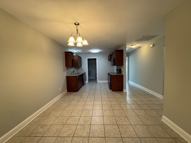 Photo - MOVE-IN READY! **MOVE-IN Special $250 off the 1st full month's rent.**