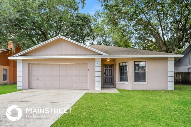 Building Photo - 1615 Sunburst Way