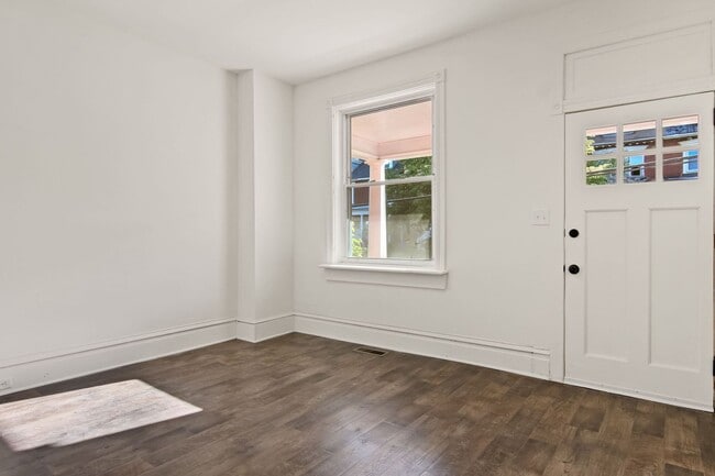 Photo - Coming Soon! Inviting 3 Bedroom, 1.5 Bathroom Home in Harrisburg, Pa!