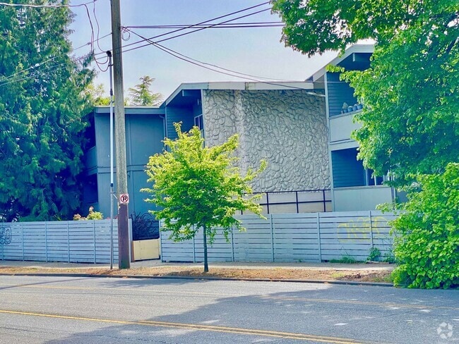 Building Photo - 6511 Apartments