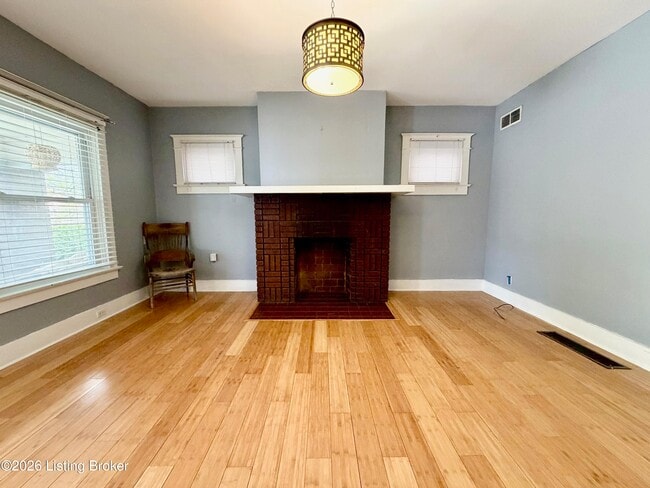 Photo - 1202 E Breckinridge St