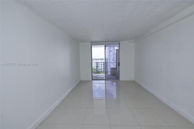 Photo - 2903 N Miami Beach Blvd Unit 806