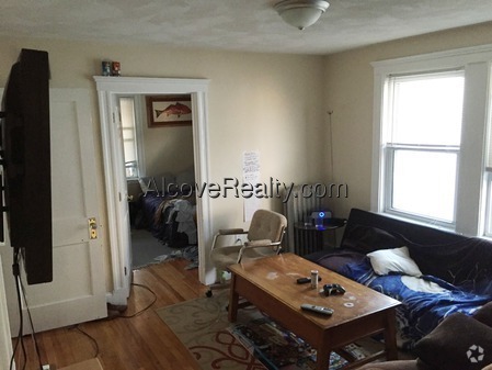 Building Photo - 56 Gordon St Unit 1 Rental