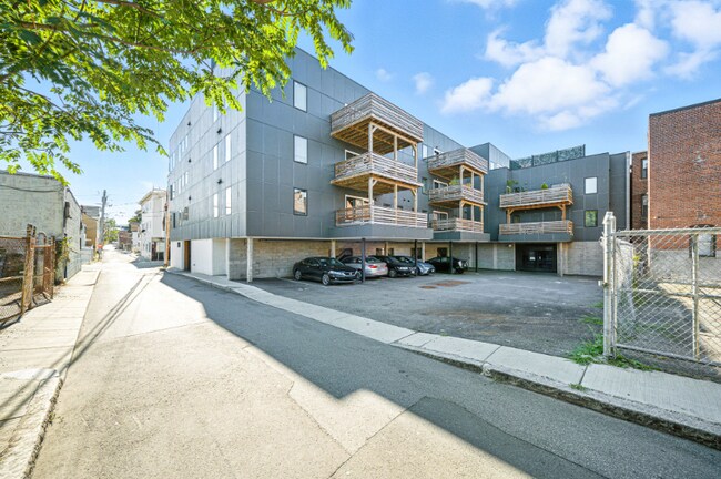 Building Photo - 25 2nd St Unit 206 Rental