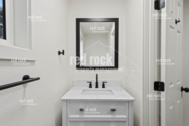 Photo - 4207 N Abbey Rd