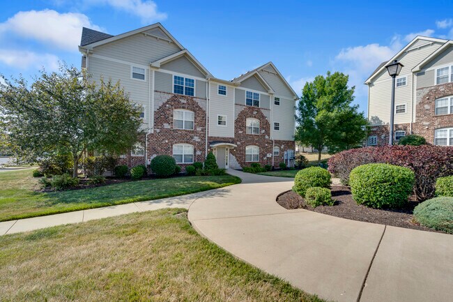 Photo - 2022 Piedmont Cir Apartment