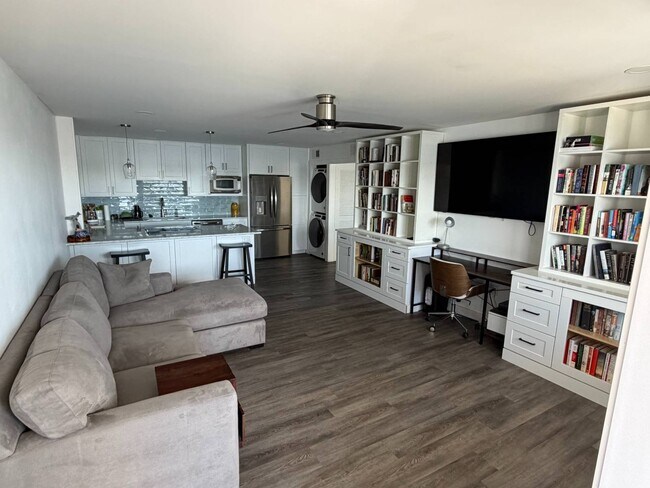 190 E Olmstead Dr Unit F25