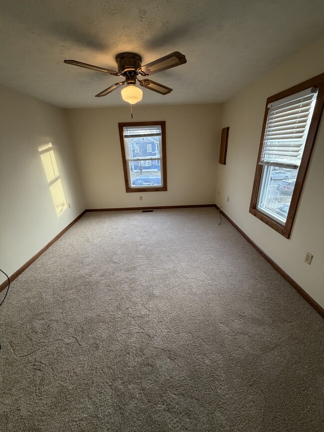 Photo - 921 Walnut St Unit B