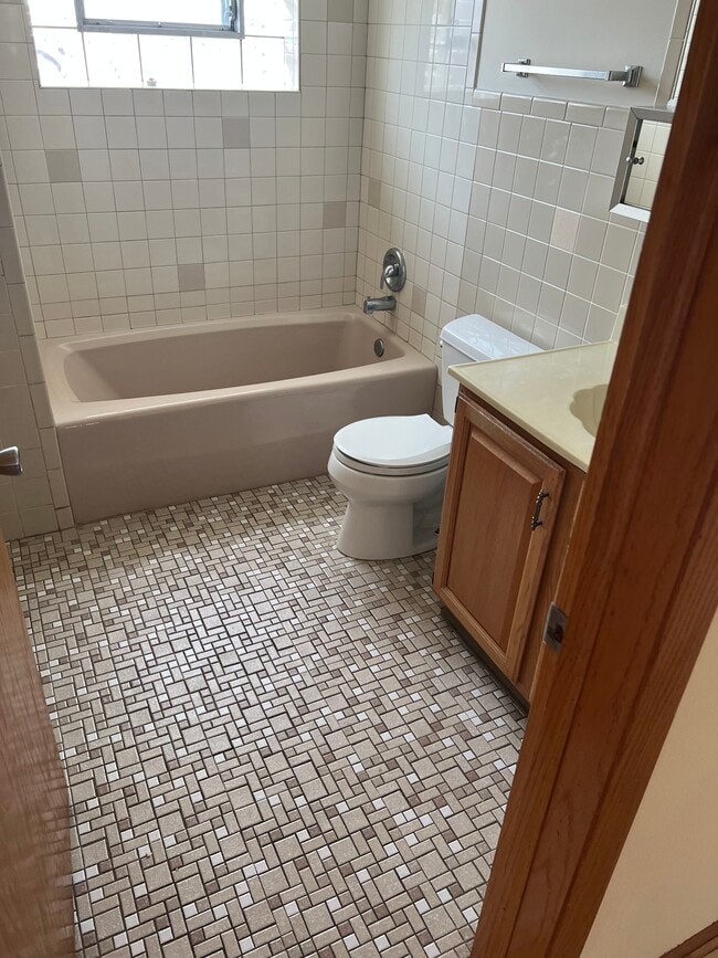 Photo - 2725 N 75th Ave Unit 2nd floor