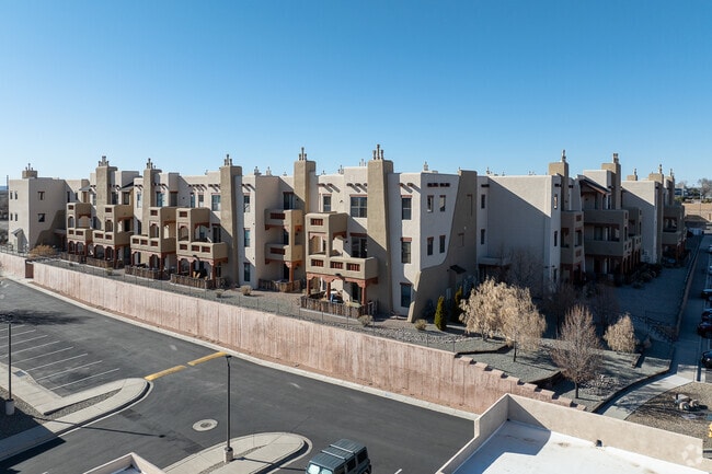Photo - Alameda Santa Fe Condominiums
