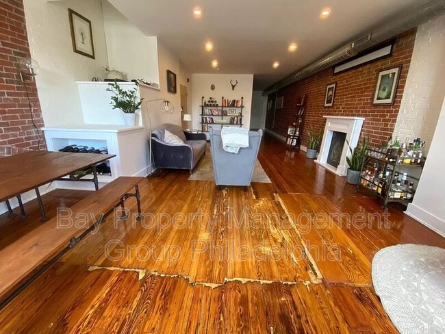 Photo - 817 N 2nd St Unit #B