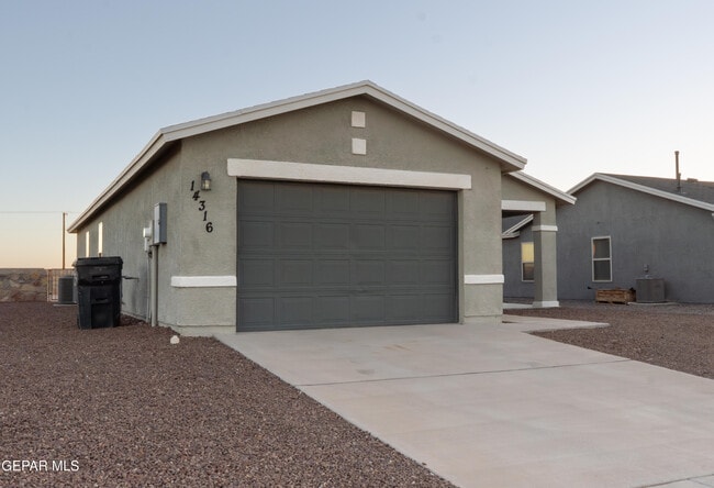 Photo - 14316 Paraiso Dr