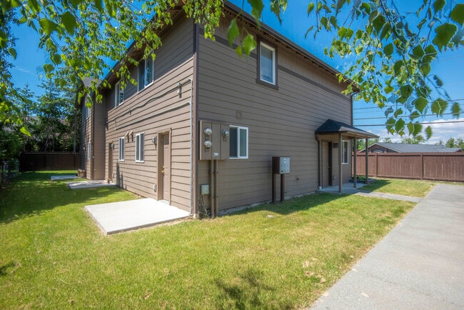 Building Photo - 1220 Avenue A