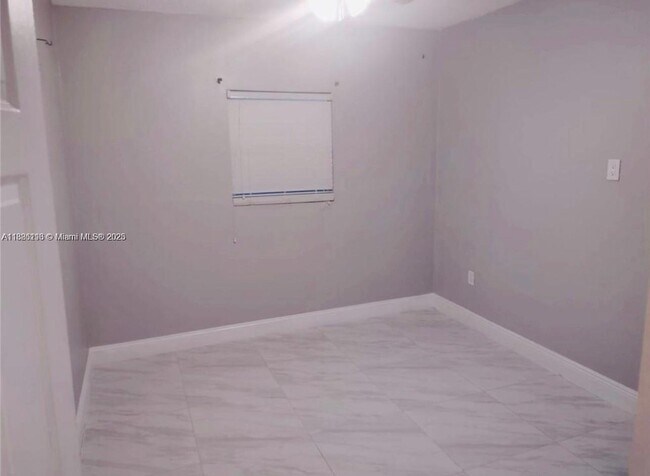 Photo - 1275 NW 58th Ave Unidad 0