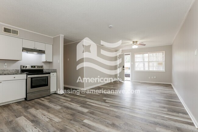 Photo - 7001 Eddy Ln