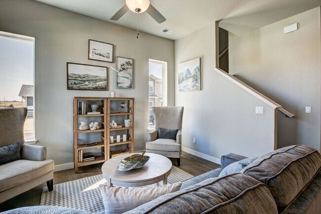 Photo - Mangold832 (KC-LN) Unit 3