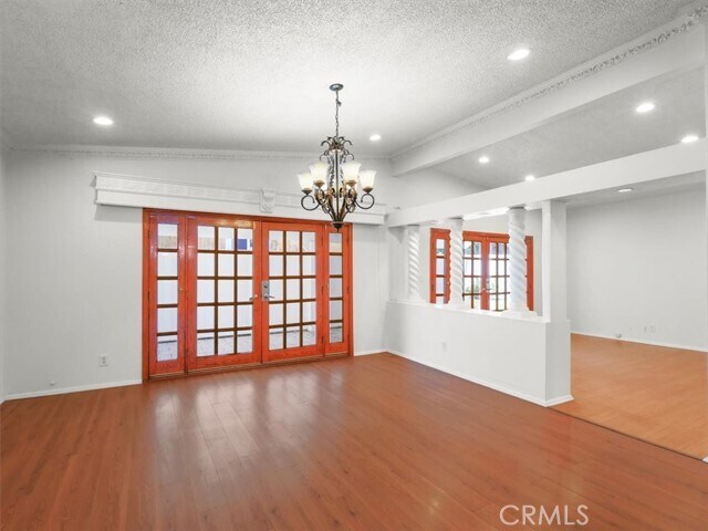 Photo - 8501 Enfield Ave